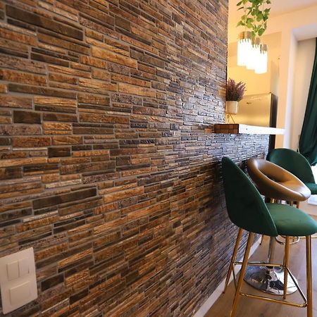 Apartament Beauty Smarald By Cosmopolis Stefanestii de Jos Exterior foto